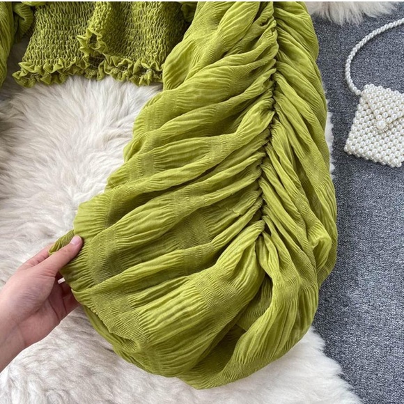 Chartreuse Green Chiffon Long Sleeve Bell Sleeve Top | Brand New | Small - Picture 4 of 9